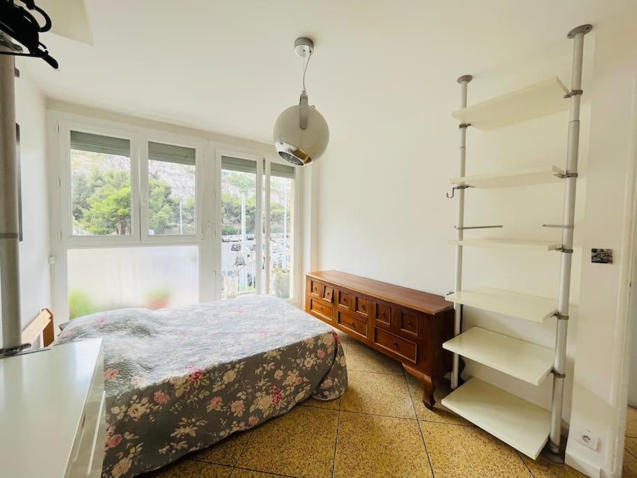 Superbe T3 Au Pieds De Notre Dame De La Garde Apartment Marseille Bagian luar foto